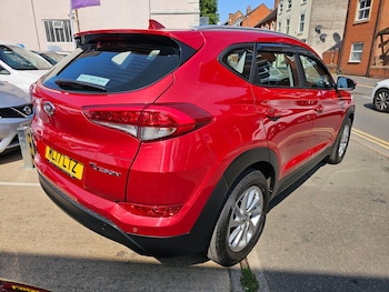 Used Hyundai TUCSON 2017 for sale - 76993728: Photo