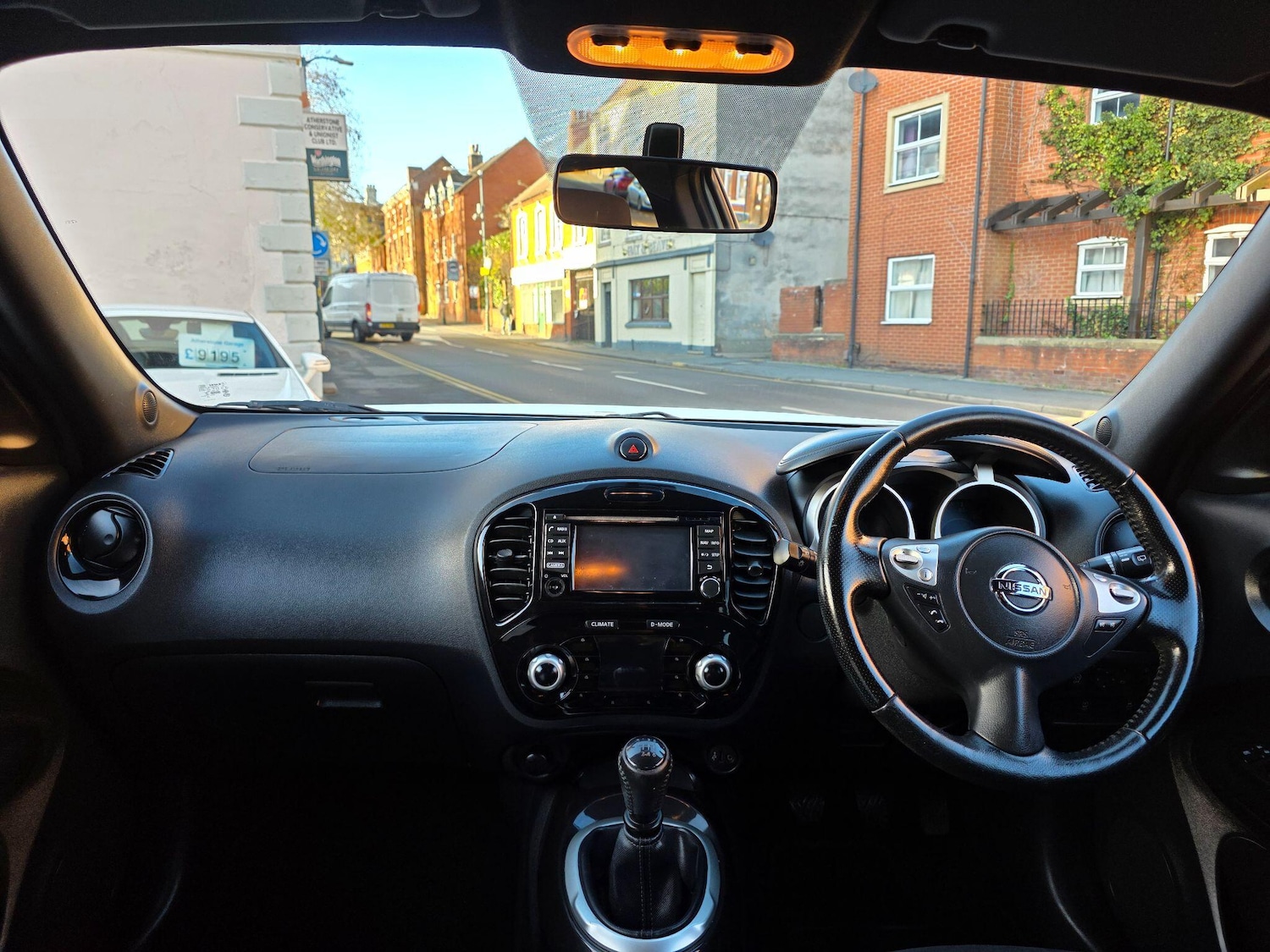 Used Nissan Juke 2015 for sale - 76620404: Photo 25