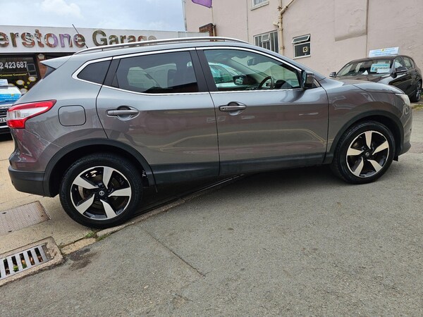 Used Nissan Qashqai 2015 for sale - 75741055: Photo 14
