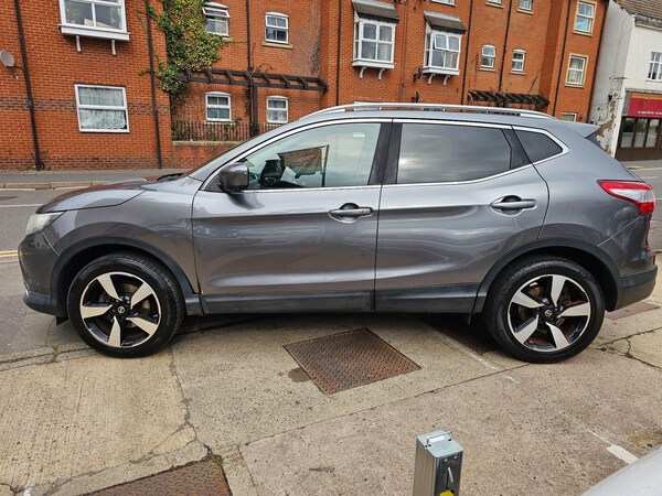 Used Nissan Qashqai 2015 for sale - 75741055: Photo 15