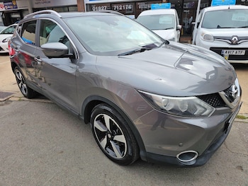 Used Nissan Qashqai 2015 for sale - 75741055: Photo