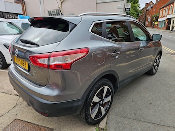Used Nissan Qashqai 2015 for sale - 75741055: Photo