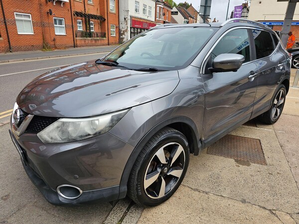 Used Nissan Qashqai 2015 for sale - 75741055: Photo 6