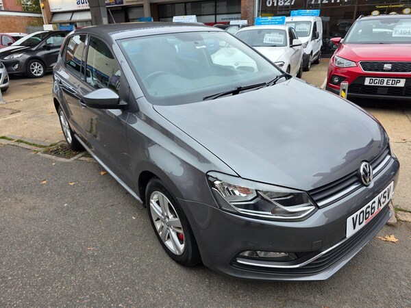 Used Volkswagen Polo 2016 for sale - 76295543: Photo 2