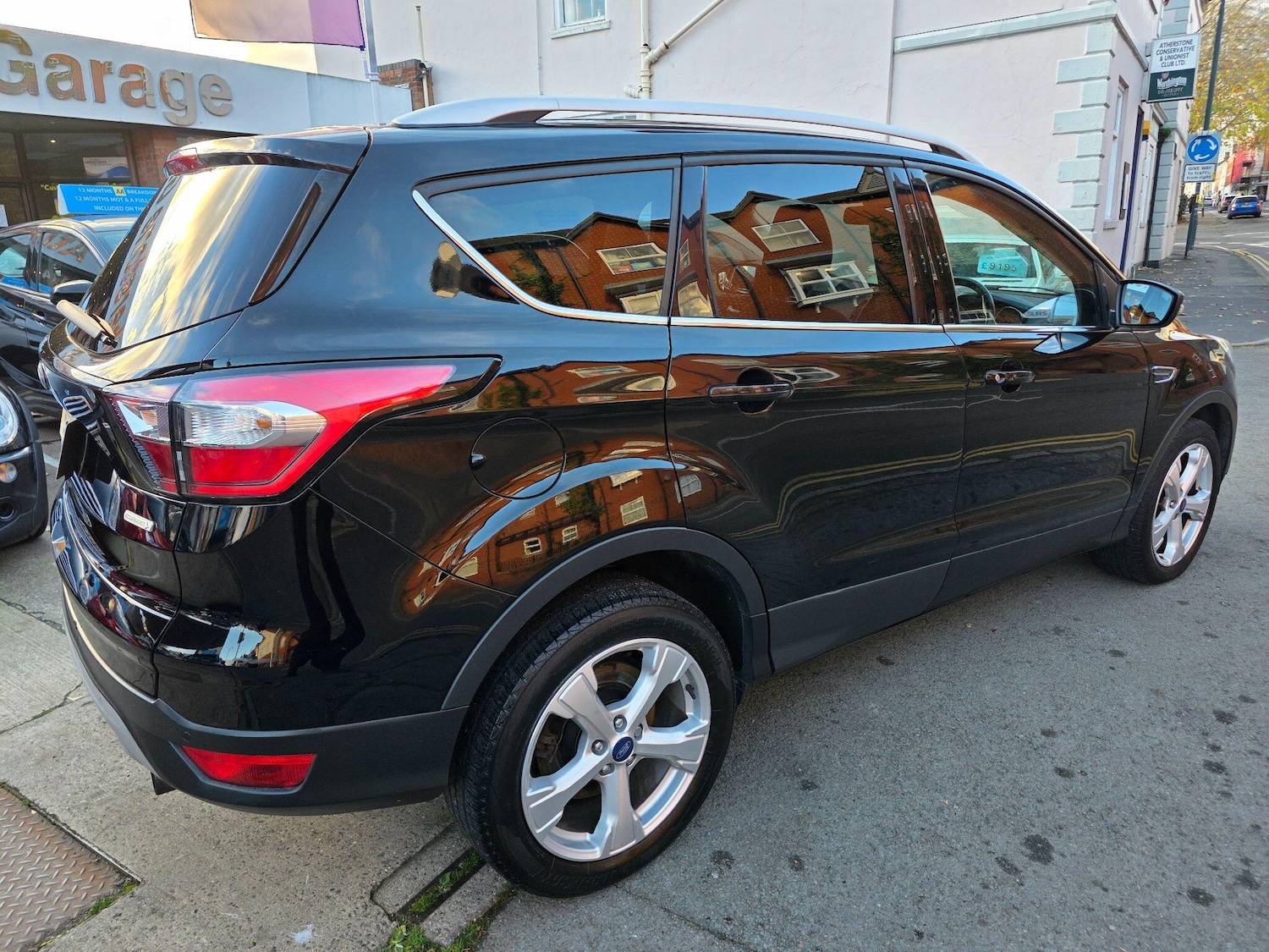 Used Ford Kuga 2018 for sale - 76167250: Photo 3