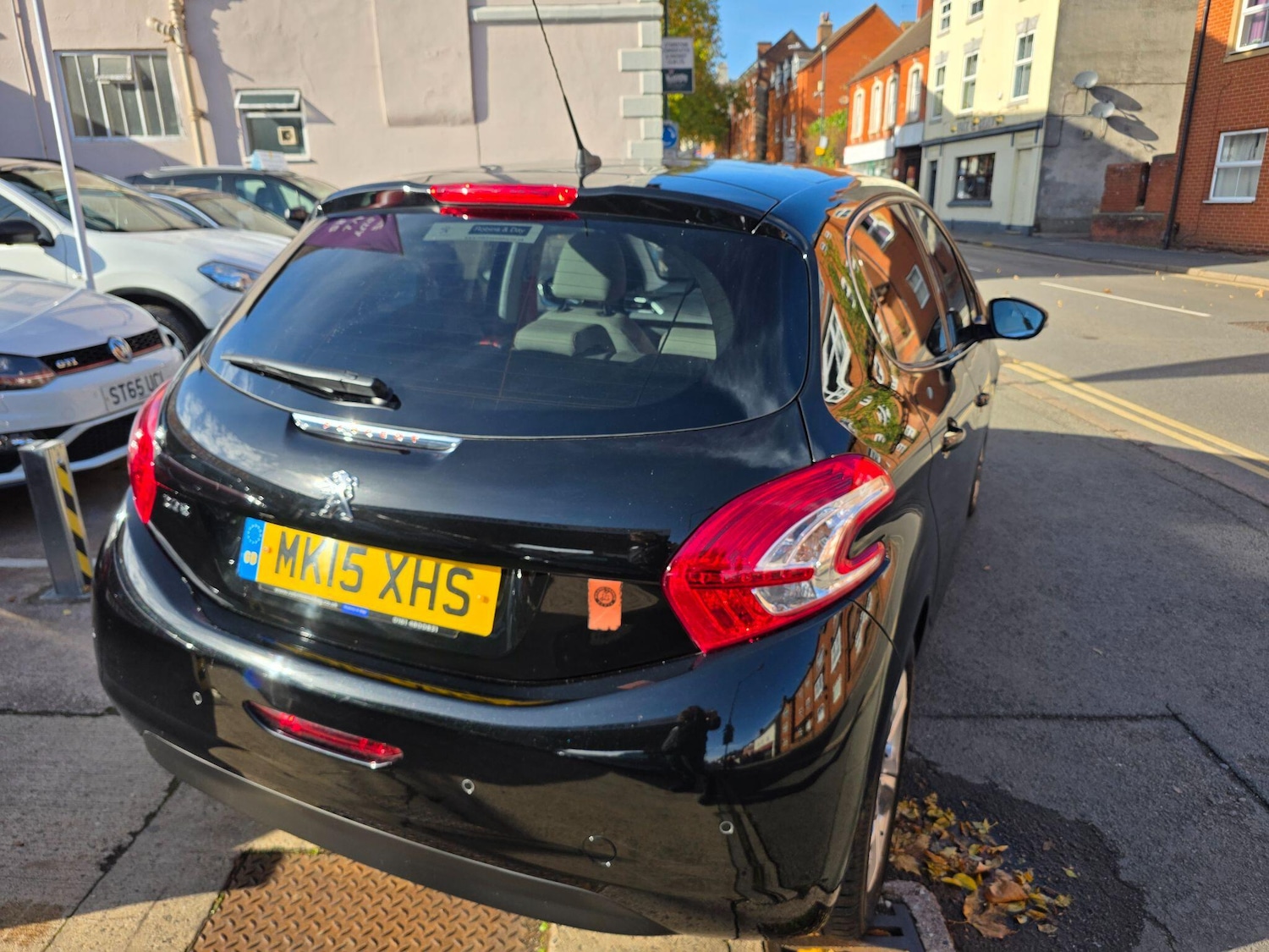 Used Peugeot 208 2015 for sale - 76398838: Photo 5