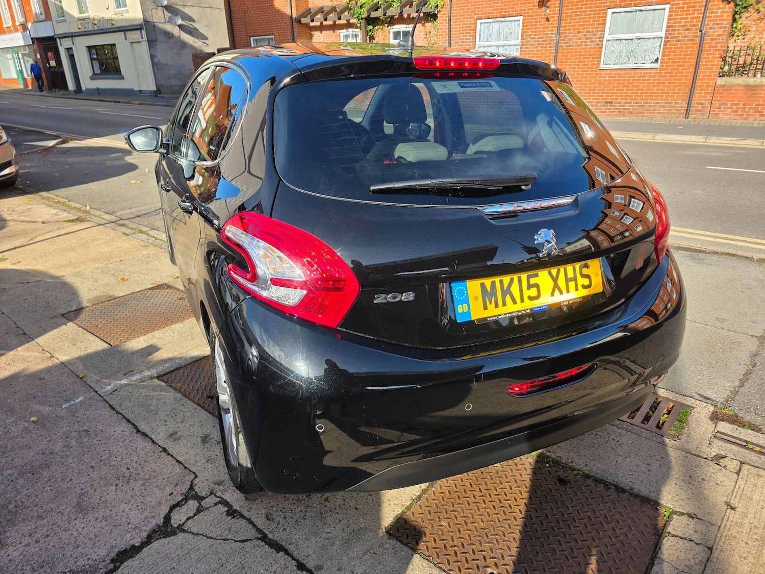 Used Peugeot 208 2015 for sale - 76398838: Photo 9