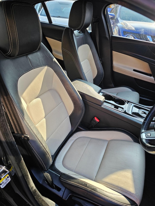 Used Jaguar XE 2015 for sale - 74021150: Photo 20
