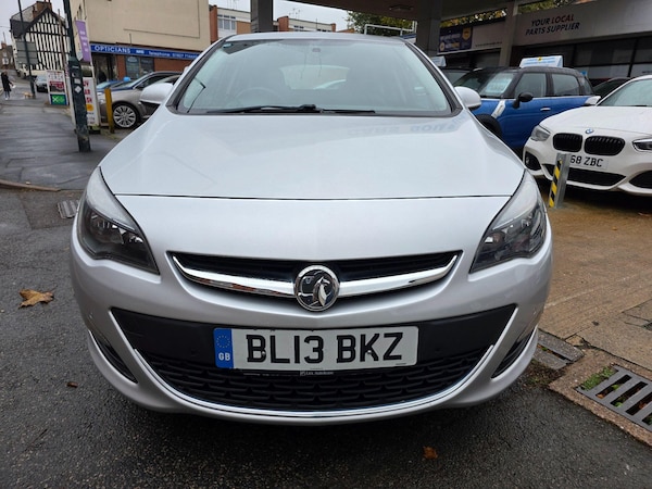 Used Vauxhall Astra 2013 for sale - 76227365: Photo 10