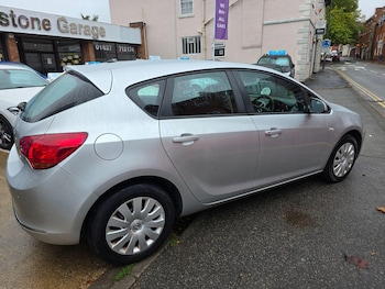 Used Vauxhall Astra 2013 for sale - 76227365: Photo
