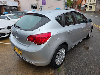Used Vauxhall Astra 2013 for sale - 76227365: Photo