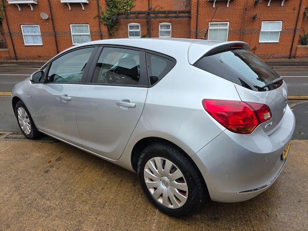 Used Vauxhall Astra 2013 for sale - 76227365: Photo 7