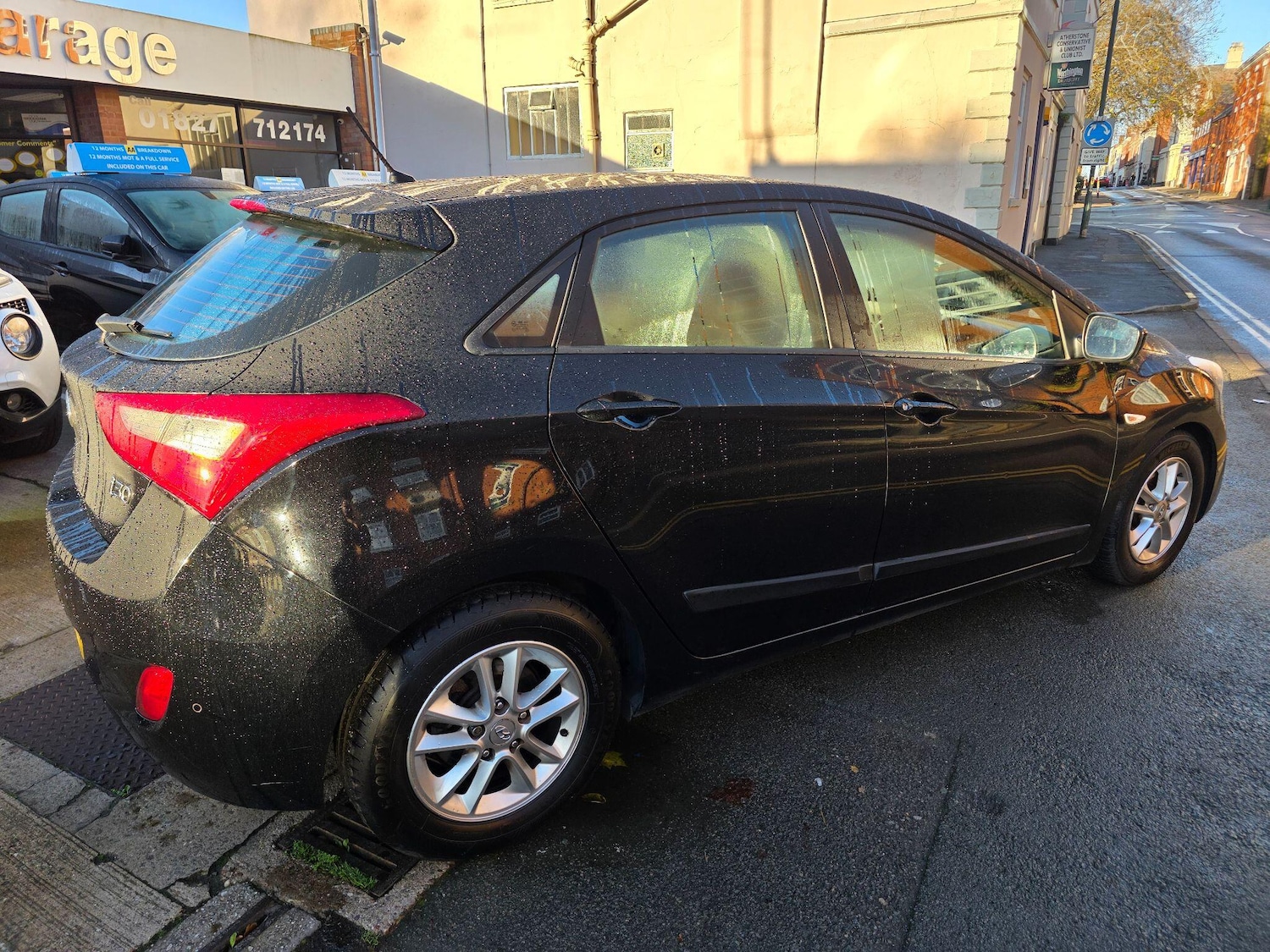 Used Hyundai i30 2012 for sale - 76619989: Photo 3