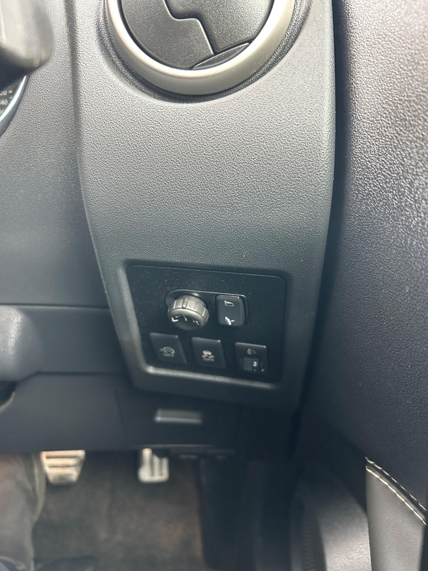 Used Nissan Qashqai 2013 for sale - 76153044: Photo 17