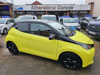 2017 (66) - 1.0 VVT-i x-cite 3 Yellow Bi-Tone Euro 6 5dr