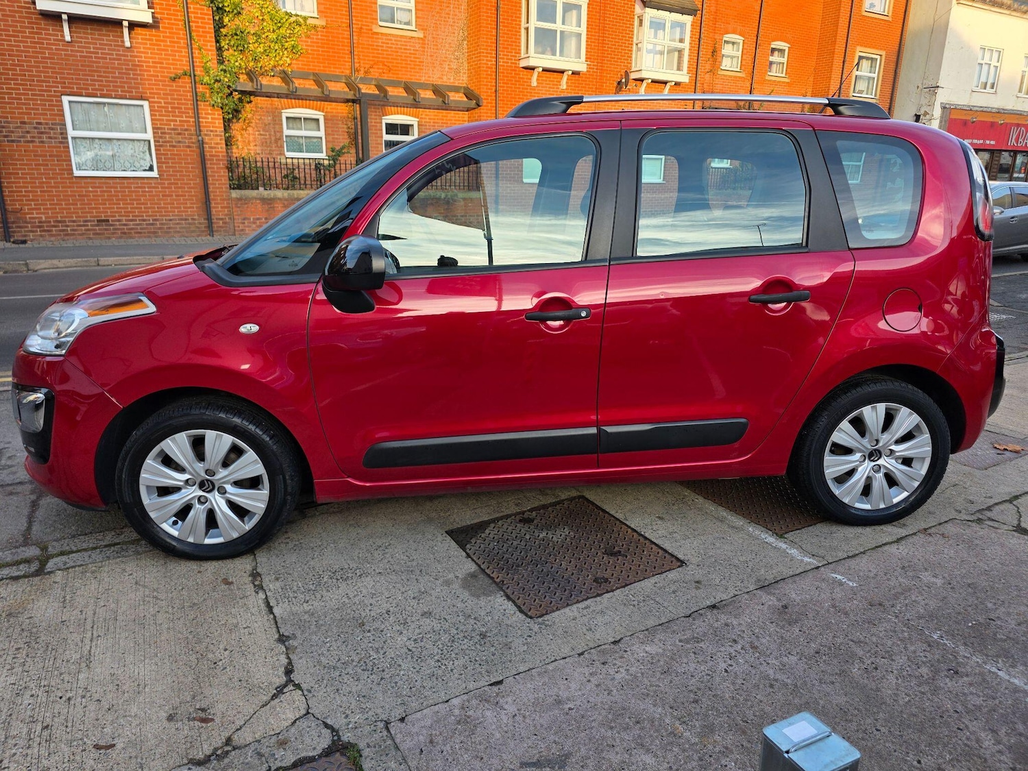 Used Citroen C3 Picasso 2016 for sale - 76743126: Photo 15