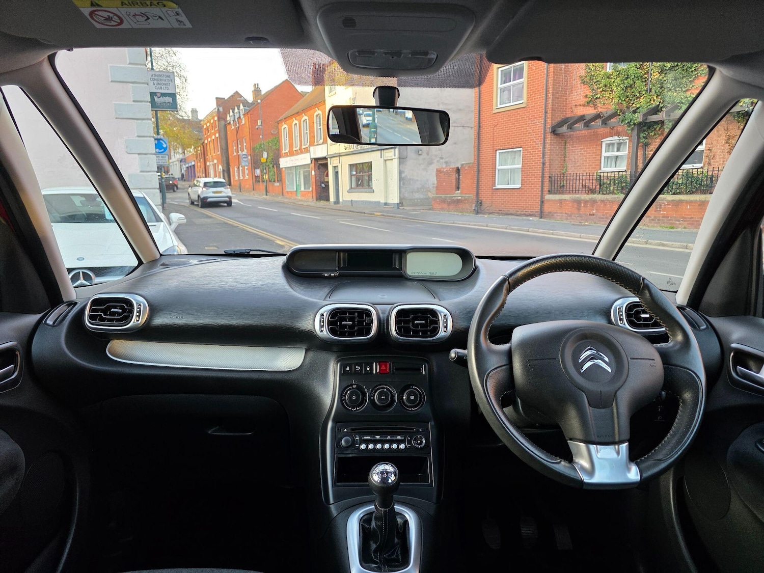 Used Citroen C3 Picasso 2016 for sale - 76743126: Photo 25