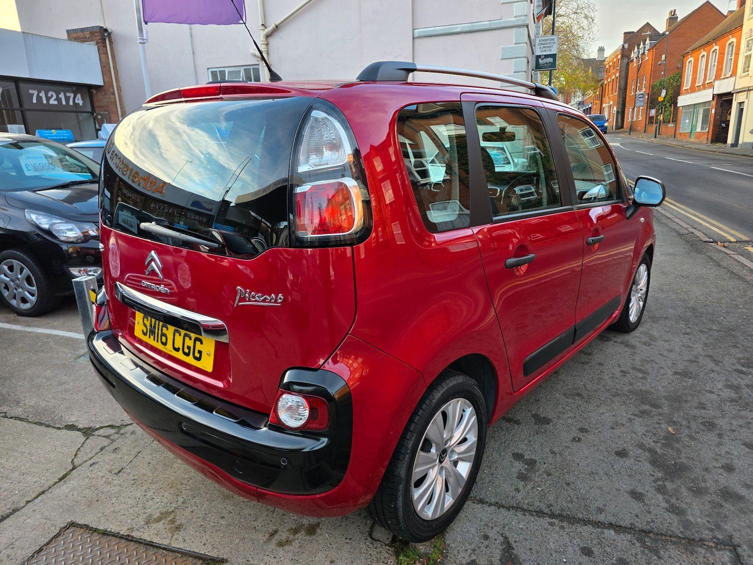 Used Citroen C3 Picasso 2016 for sale - 76743126: Photo 4