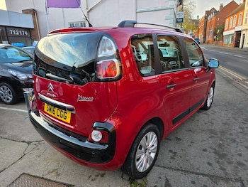 Used Citroen C3 Picasso 2016 for sale - 76743126: Photo