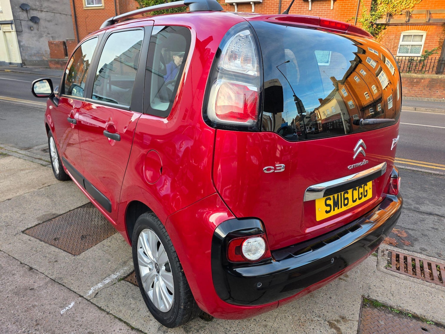 Used Citroen C3 Picasso 2016 for sale - 76743126: Photo 8