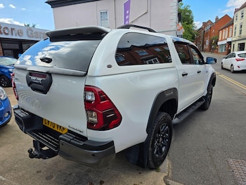 Used Toyota Hilux 2020 for sale - 76013079: Photo