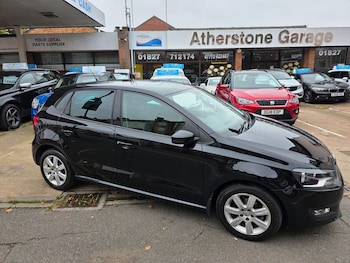 Volkswagen - Polo