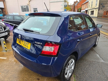 Used Skoda Fabia 2017 for sale - 76549908: Photo