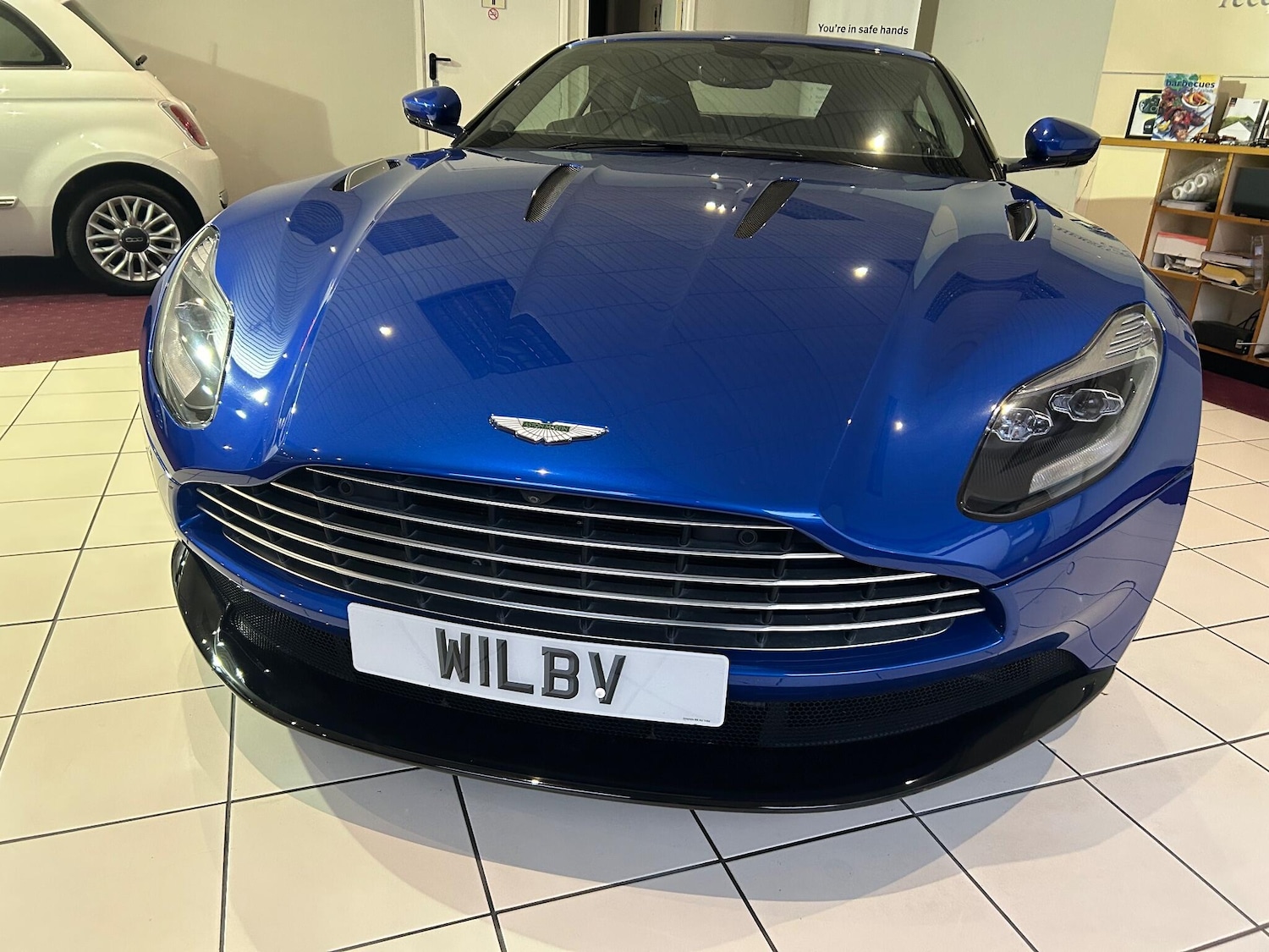 Used Aston Martin DB11 2017 for sale - 77143538: Photo 9