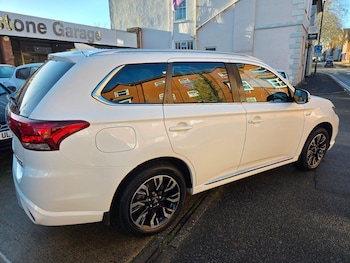 Used Mitsubishi Outlander 2017 for sale - 77598542: Photo