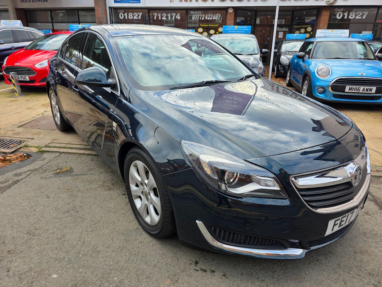 Used Vauxhall Insignia 2017 for sale - 77049879: Photo 2