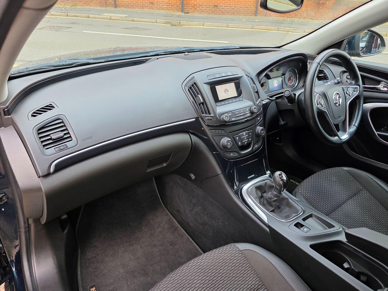 Used Vauxhall Insignia 2017 for sale - 77049879: Photo 24