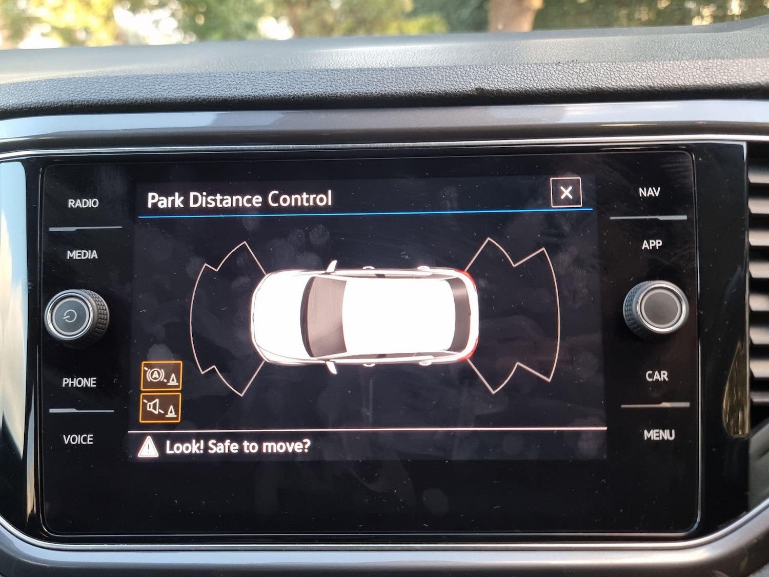 Used Volkswagen T-Roc 2021 for sale - 76989552: Photo 18