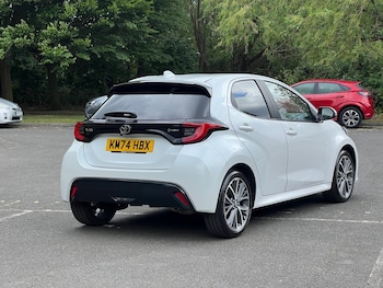 Used Toyota Yaris 2024 for sale - 78562124: Photo