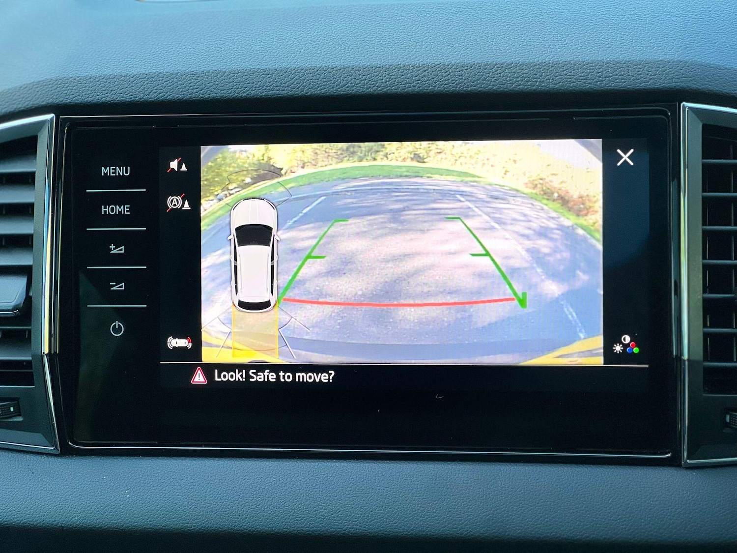 Used Skoda Karoq 2021 for sale - 76423467: Photo 15