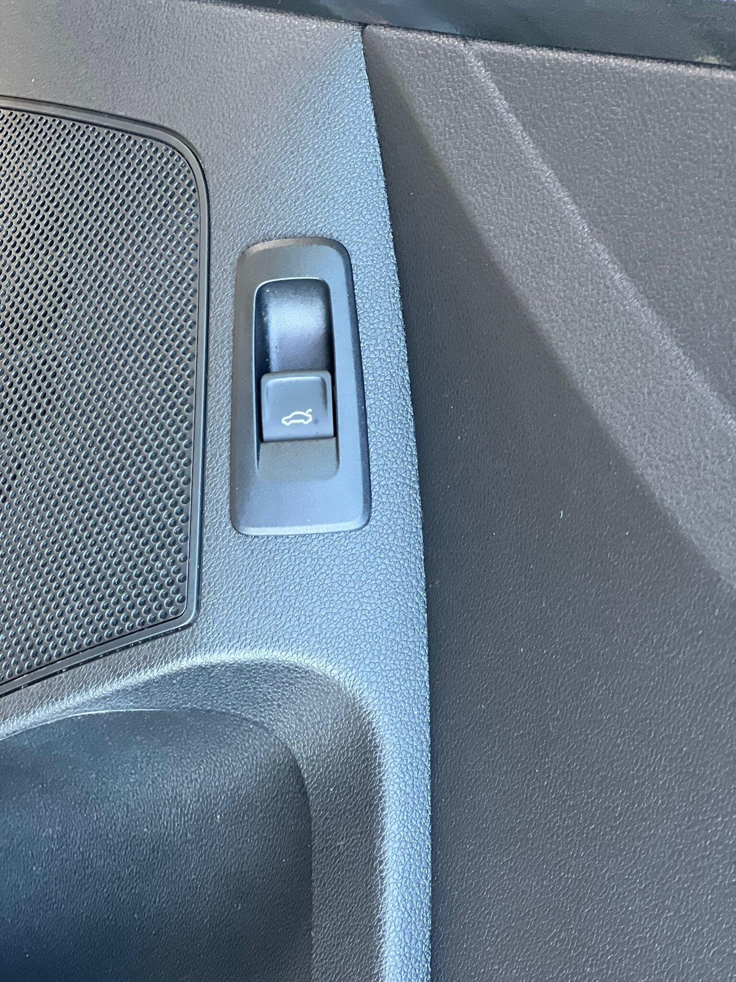 Used Skoda Karoq 2021 for sale - 76423467: Photo 32