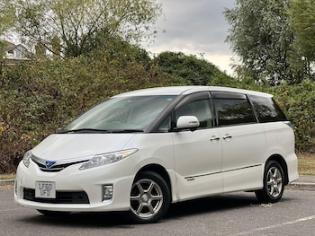 Used Toyota Estima 2010 for sale - 75657696: Photo