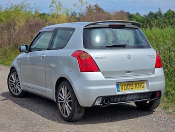 Used Suzuki Swift 2009 for sale - 79033544: Photo