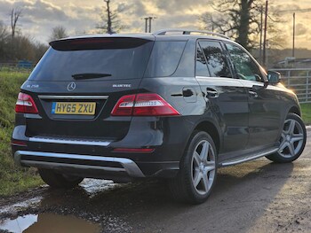 Used Mercedes-Benz M Class 2015 for sale - 77315067: Photo