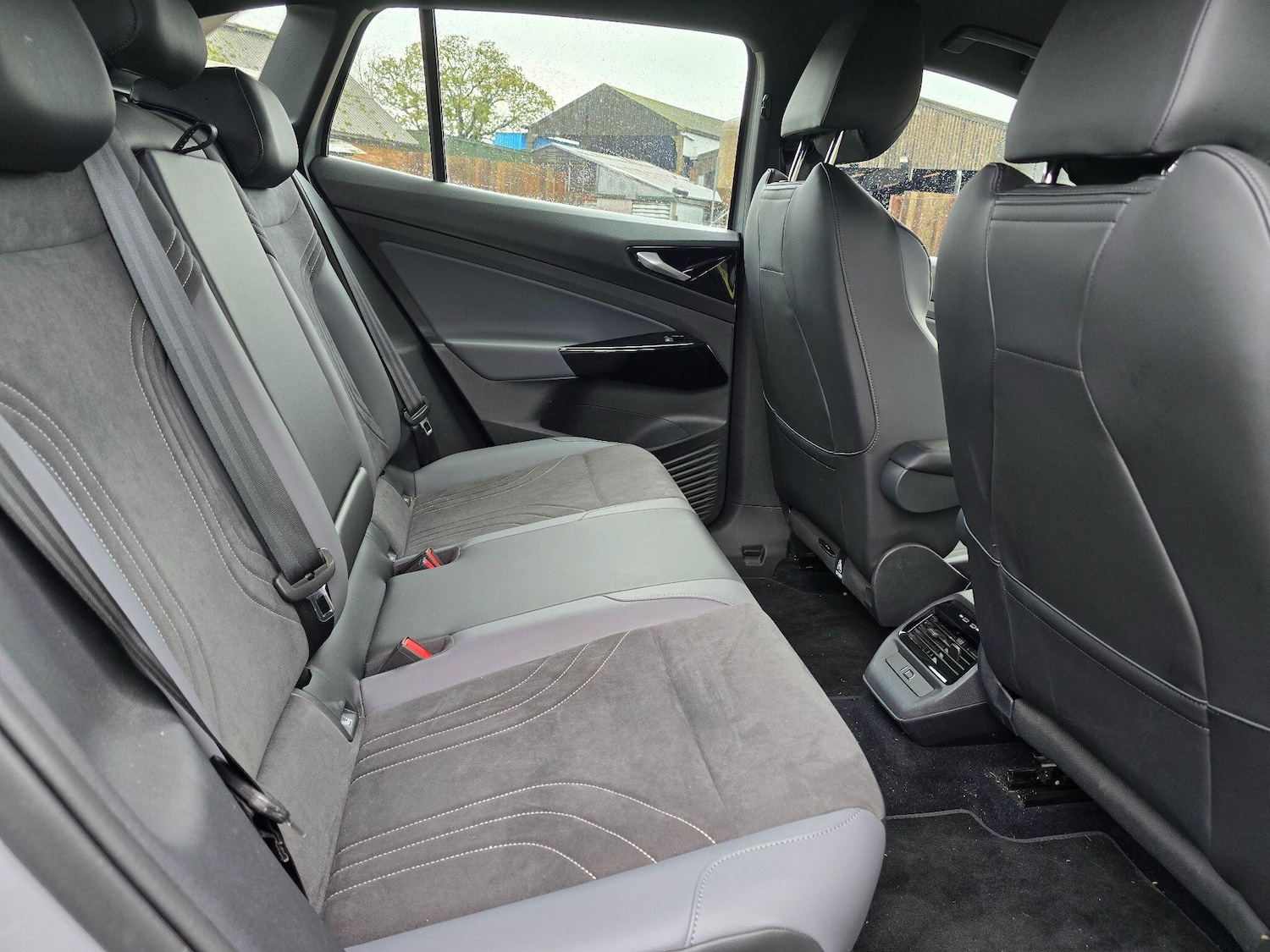 Used Volkswagen ID.4 2024 for sale - 77097688: Photo 14