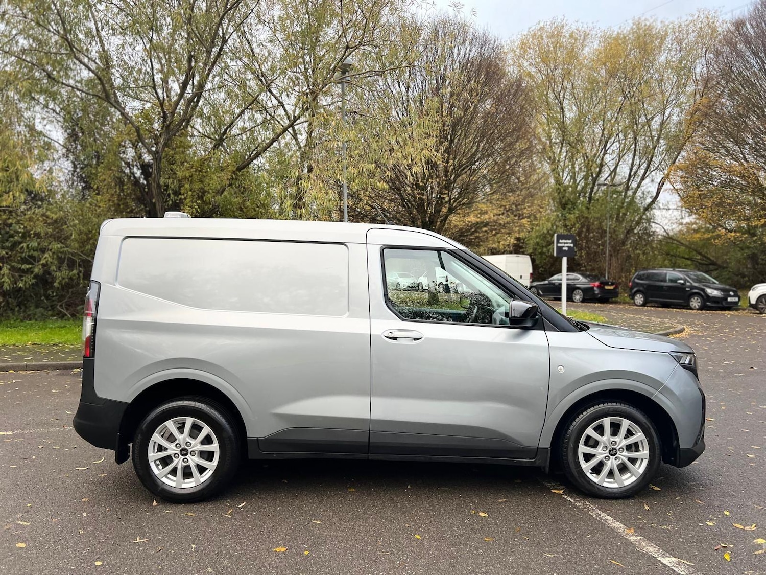 Used Ford Transit Courier 2024 for sale - 76839467: Photo 13