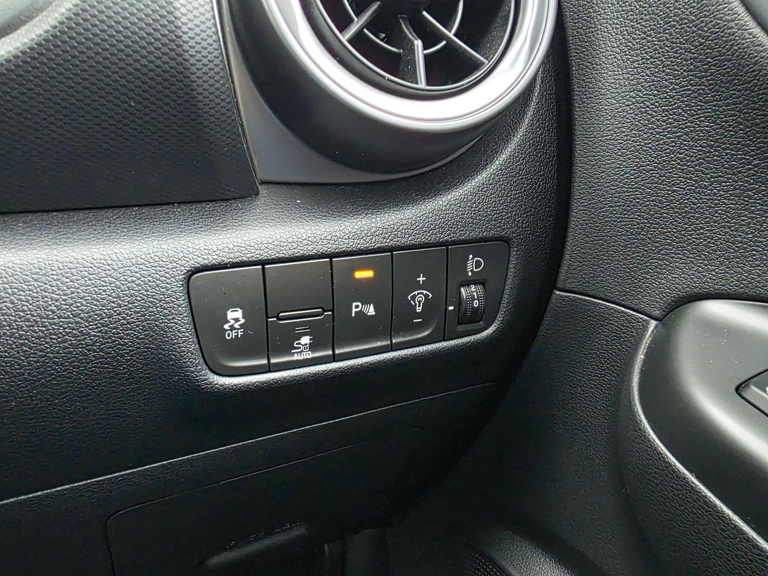 Used Hyundai KONA 2023 for sale - 77097704: Photo 19