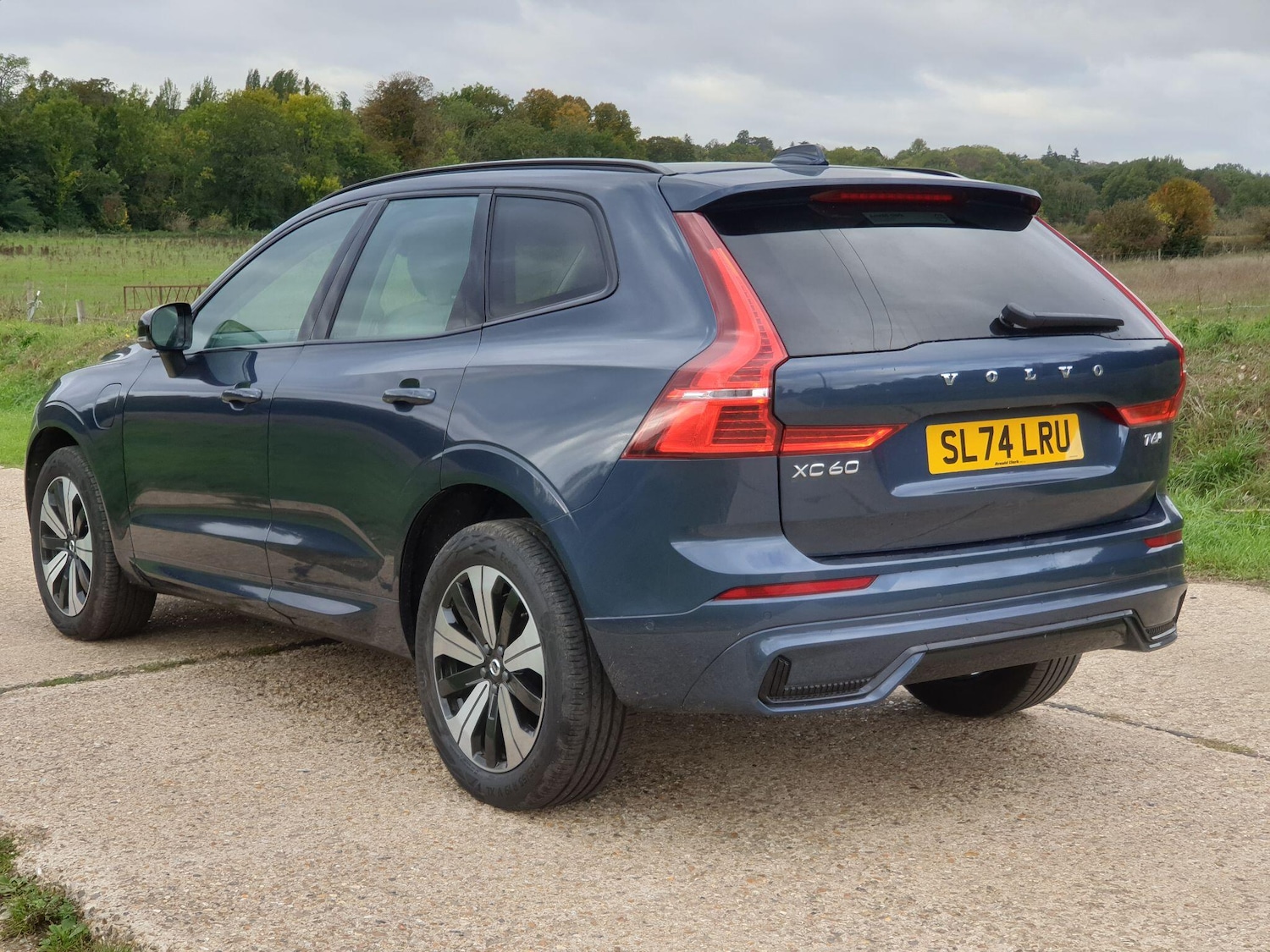 Used Volvo XC60 2024 for sale - 77098218: Photo 7