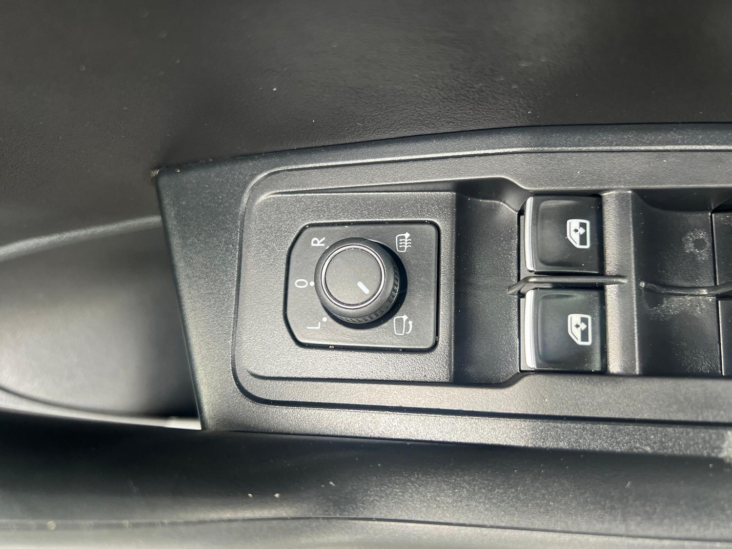 Used Volkswagen T-Roc 2023 for sale - 77097588: Photo 25