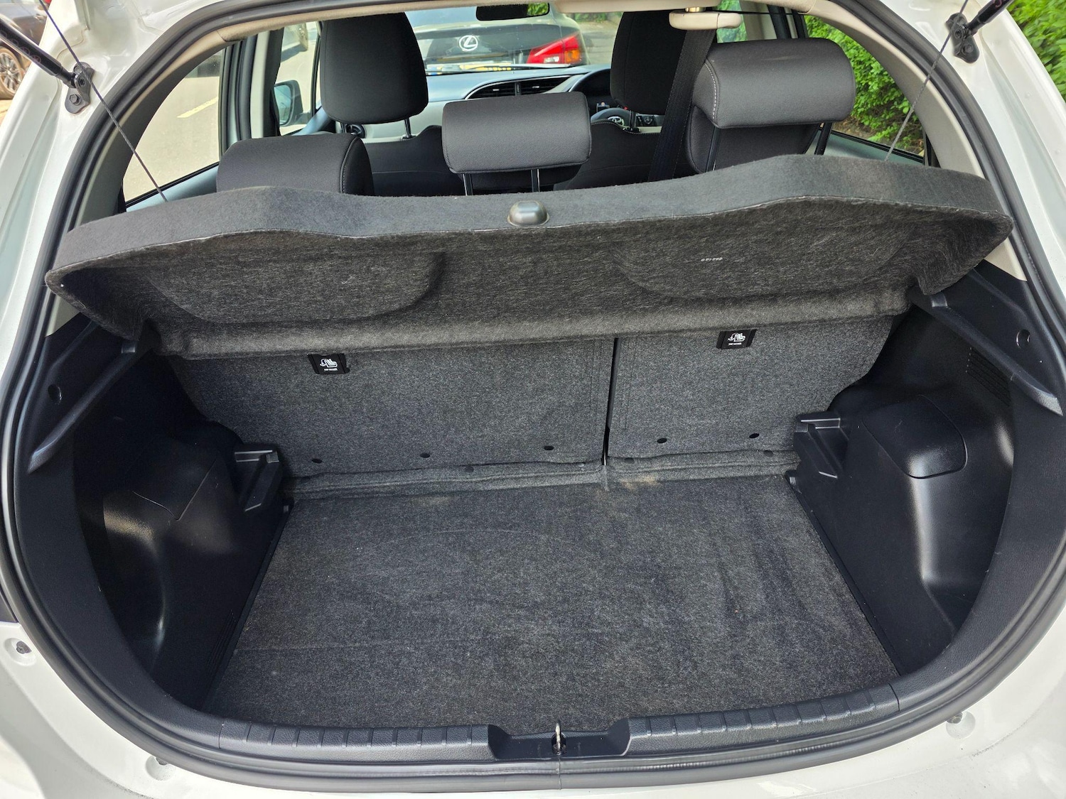 Used Toyota Yaris 2020 for sale - 76424947: Photo 21