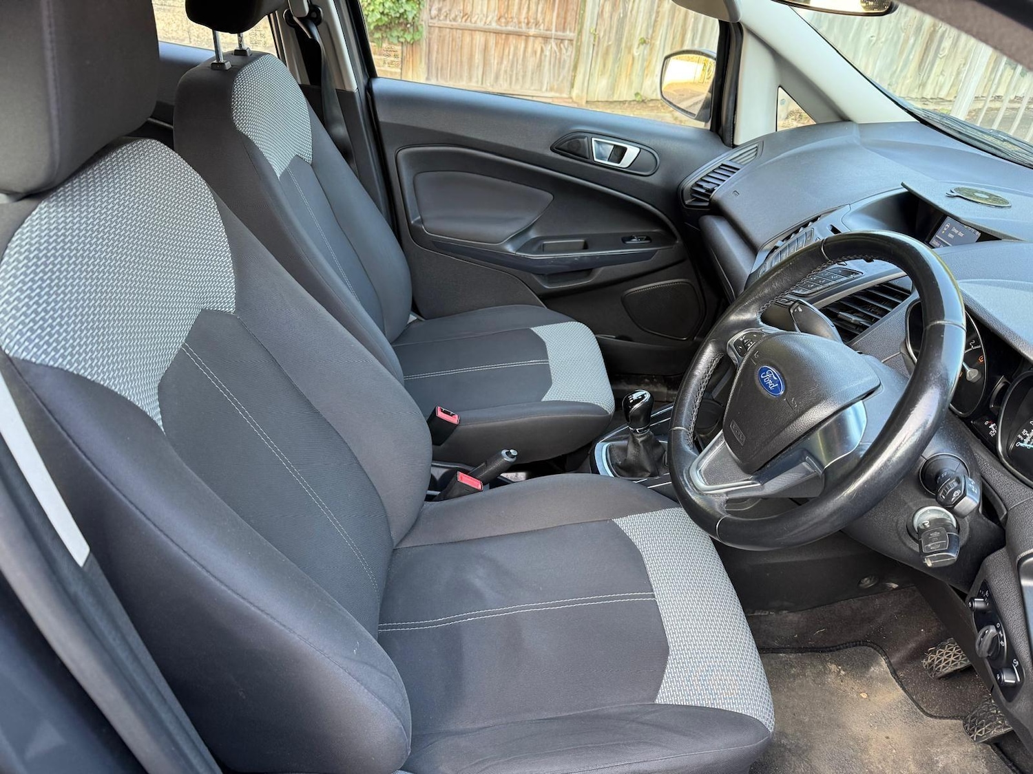 Used Ford Ecosport 2017 for sale - 76997421: Photo 5