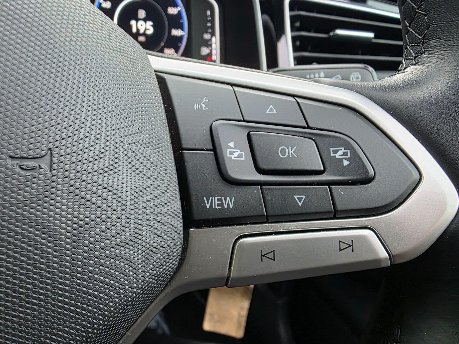 Used Volkswagen Taigo 2022 for sale - 76424376: Photo 16