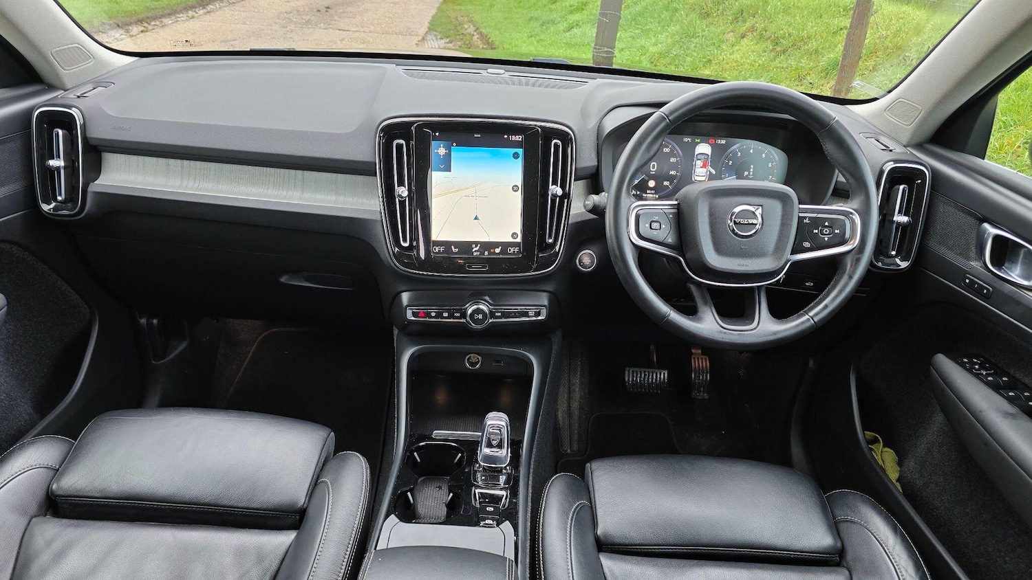 Used Volvo XC40 2022 for sale - 77479297: Photo 9