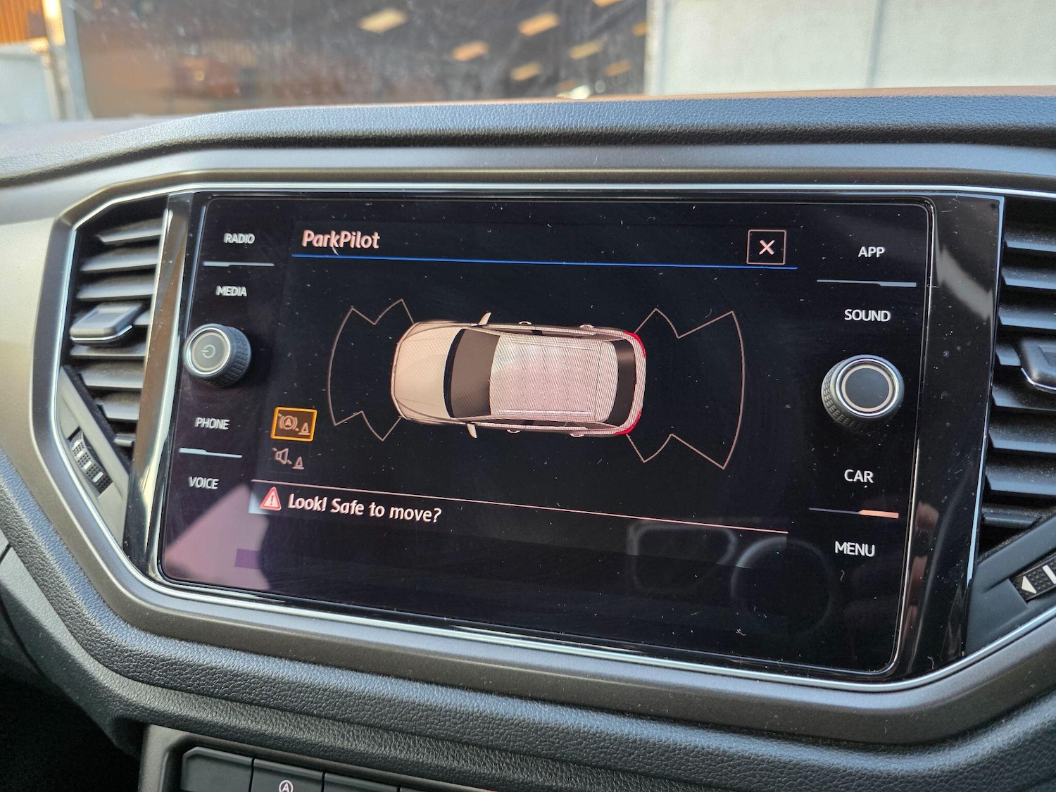 Used Volkswagen T-Roc 2018 for sale - 77939815: Photo 14