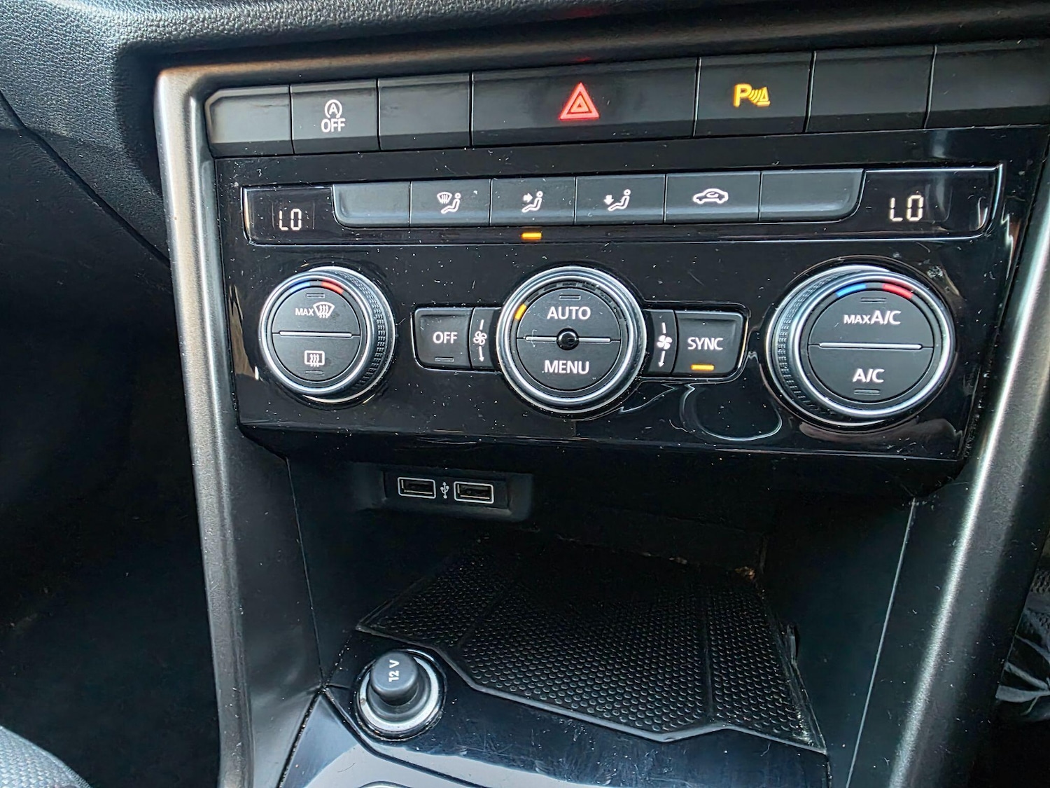 Used Volkswagen T-Roc 2018 for sale - 77939815: Photo 17