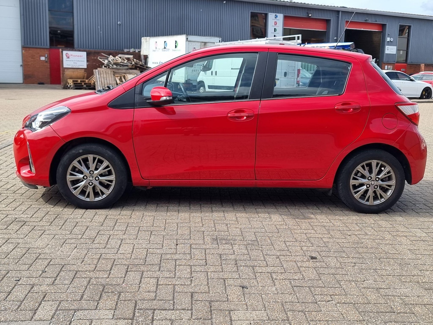 Used Toyota Yaris 2020 for sale - 76423406: Photo 10